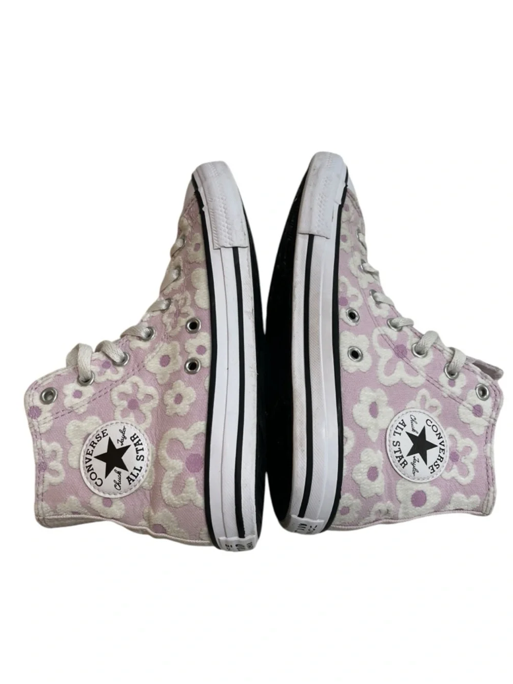 Converse Youth Chuck Taylor All Star High Top Floral Sneakers SZ 3 Lavender
